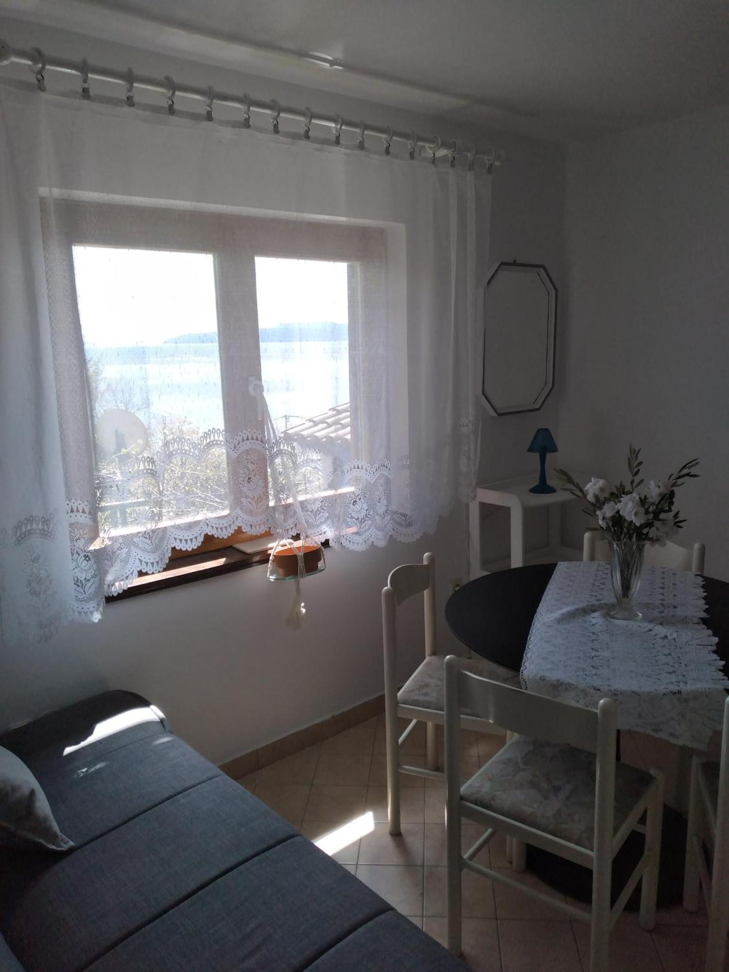 Apartments Zlatko Icici Phòng bức ảnh